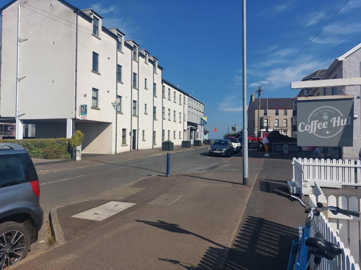 Cosy Castlerock Beside Beach Golf Course And Pub Exterior photo